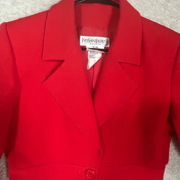 Yves Saint Laurent Encore Women’s Red Suit Jacket & Skirt 100% Wool Size 12 - Picture 9 of 16